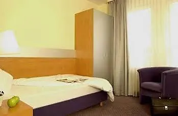 Hotel Senator 3*