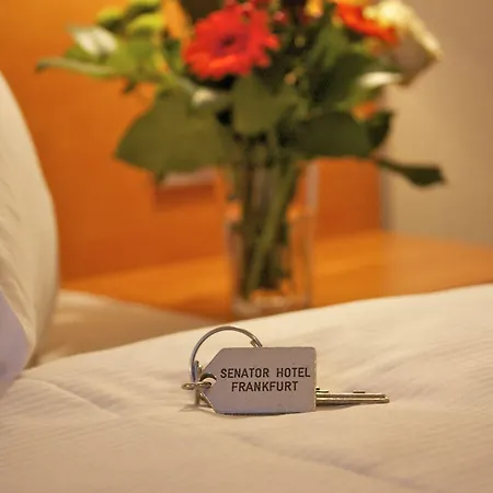 Hotel Senator