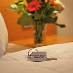 Hotel Senator